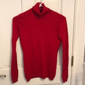 Moda red turtleneck size S